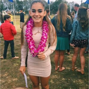 Meet your Posher, Zoe